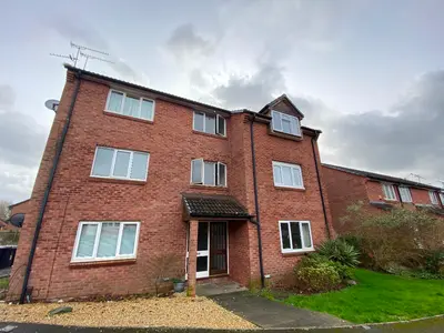 Marney Road, Grange Park, SN5