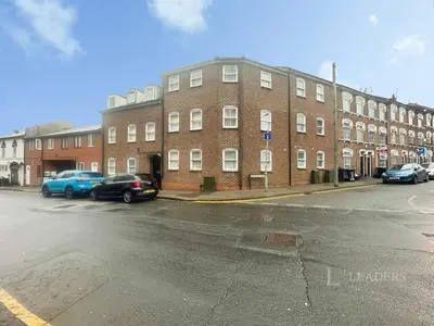 Liverpool Road, Luton, LU1