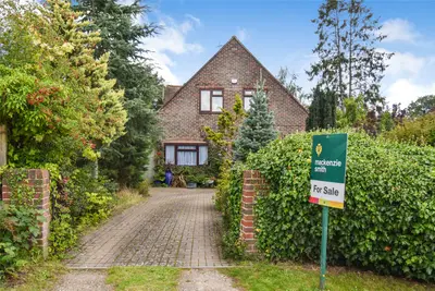 York Crescent, Aldershot, Hampshire, GU11 3JN