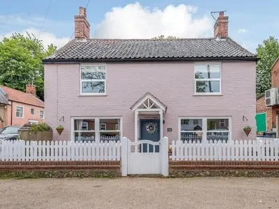 High Street, Coltishall, Norwich, Norfolk, NR12