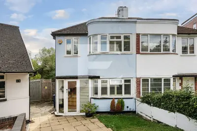 Grants Close, Mill Hill, NW7