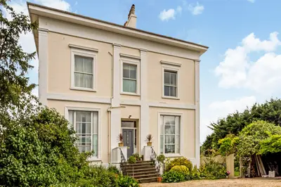 Warden Hill Road, GL51