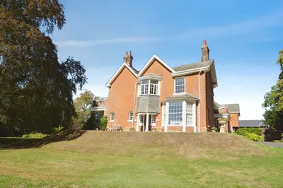 Winton Hill, Stockbridge, SO20