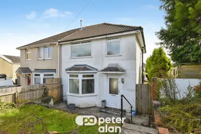 Gwladys Street, Aberdare, CF44