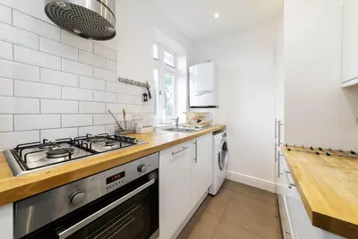Windsor Road, London, W5