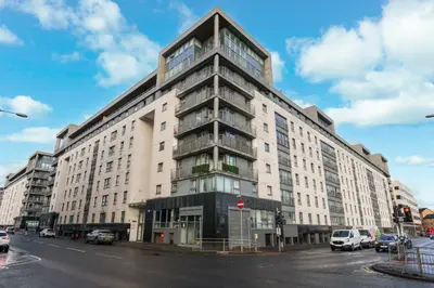 Wallace Street, G5
