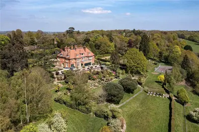 Langton Green, Tunbridge Wells, Kent, TN3 0BB