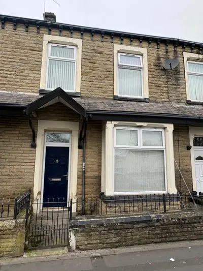 Belvedere Road, Burnley BB10 4BE, UK