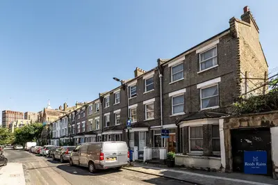 Boundary Lane, London, SE17