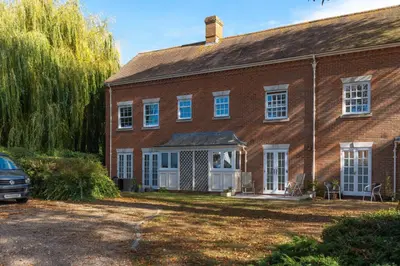 White Hart Close, Benson, OX10