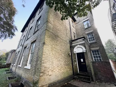 Tower Lodge, CV22
