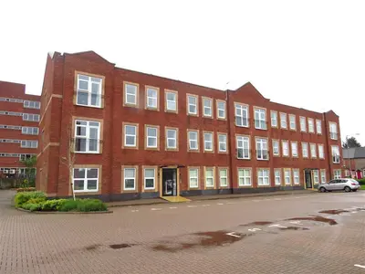 Wood Street, Rugby, CV21