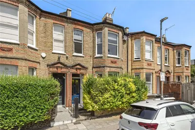 Ridgmount Road, London, SW18 2DA