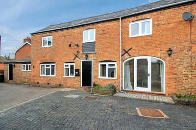 Chapel Close, Clifton, OX15