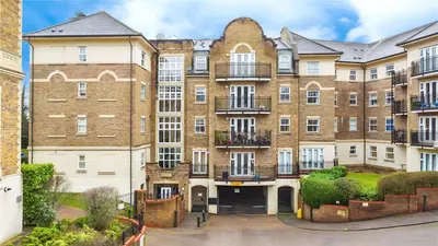 Carmelite Drive, Reading, RG30