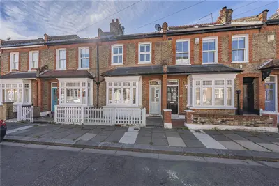 Percy Road, Old Isleworth, TW7
