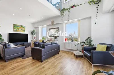 Cannon Road, London, N17
