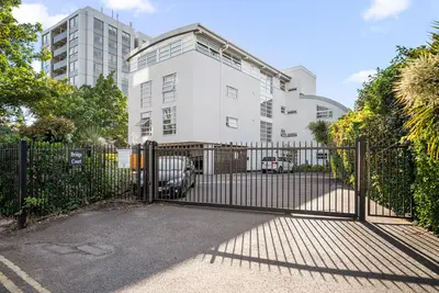 Bridge Street, Walton On Thames, KT12
