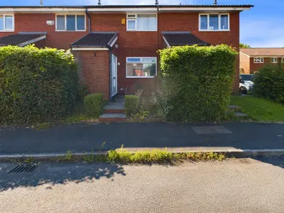 McCarthy Close, Birchwood, WA3
