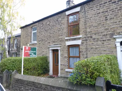 Mottram Road, Broadbottom, SK14