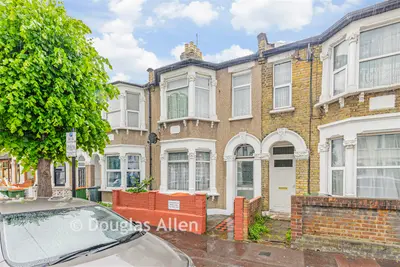 Michigan Avenue, London, E12
