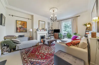 Flat 2, 14 Edith Grove, London