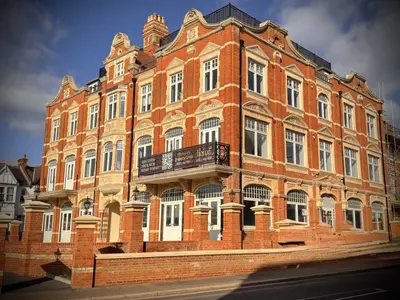 The Grand Apartments, Leigh-On- Sea, SS9 1PJ