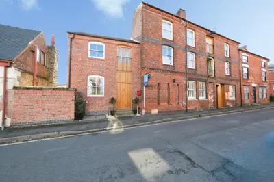Potter Street, Melbourne, DE73