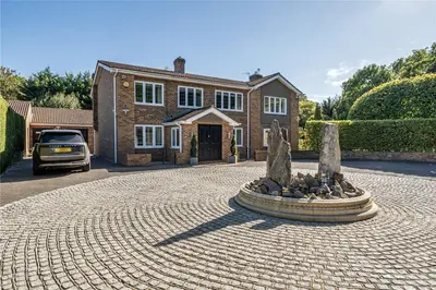 Waingels Road, Reading, RG10