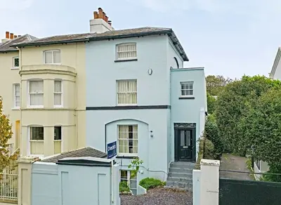 Church Street, Hampton, TW12