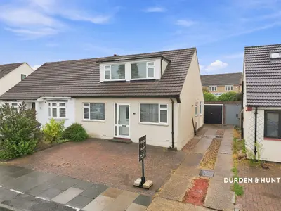 Hunter Drive, Hornchurch, RM12