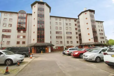 Eleanor Way, Waltham Cross, EN8