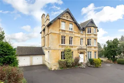 Bathampton Lane, BA2