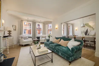 Cheyne Court, Chelsea, London