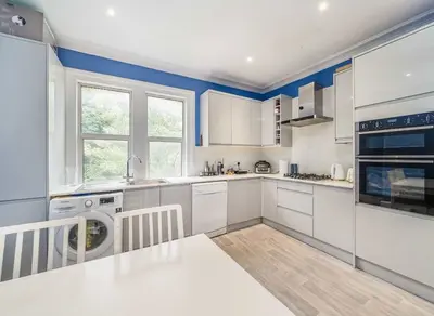 London Road, Streatham, SW16