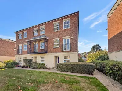 Tower Place, Warlingham