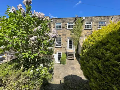 Marlborough Square, Ilkley, LS29