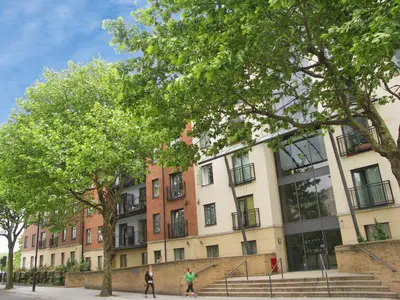 Squires Court, Bedminster, BS3