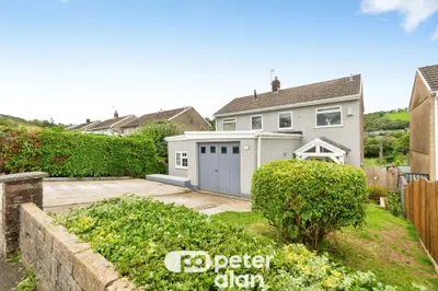 Mill View Estate Maesteg, CF34