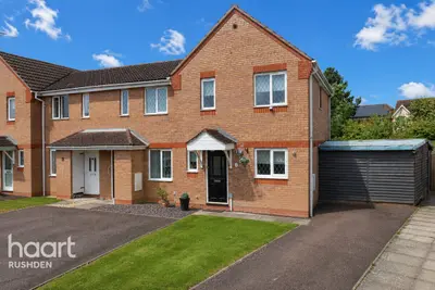 Daffodil Drive, Rushden, NN10