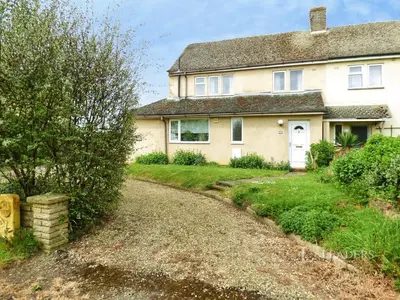 Meadow Lane, Thornhaugh, PE8
