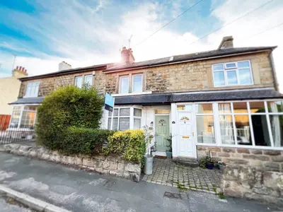 Electric Avenue, Harrogate, HG1