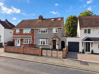 Lower Prestwood Road, Wednesfield, WV11