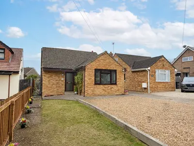 Willow Crescent, Great Houghton, Northampton, NN4 7AP