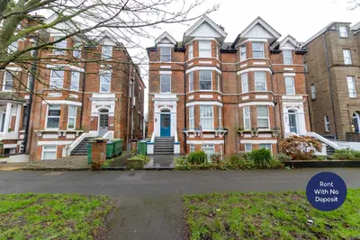 Earls Avenue, Folkestone, CT20
