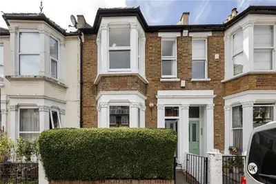 Brewster Gardens, North Kensington, London, W10