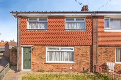 Seaway Crescent, Southsea, PO4