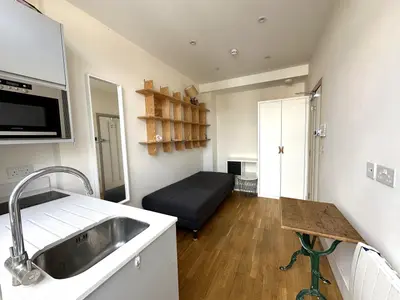 Pentonville Road, Kings Cross, N1 9JY
