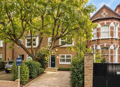 Crescent Way, Brockley, SE4