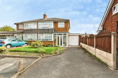 Wells Close, Tipton, DY4